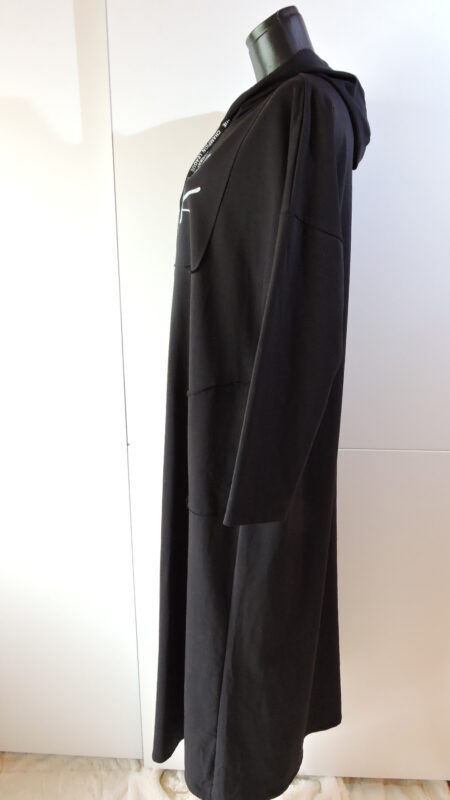 Haljina sa kapuljačom - crna